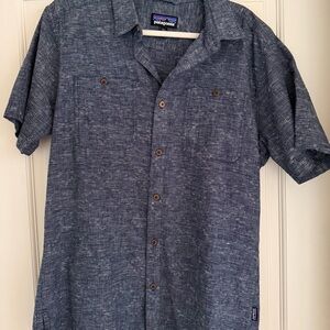 Patagonia Men's Navy Button Down Shirt